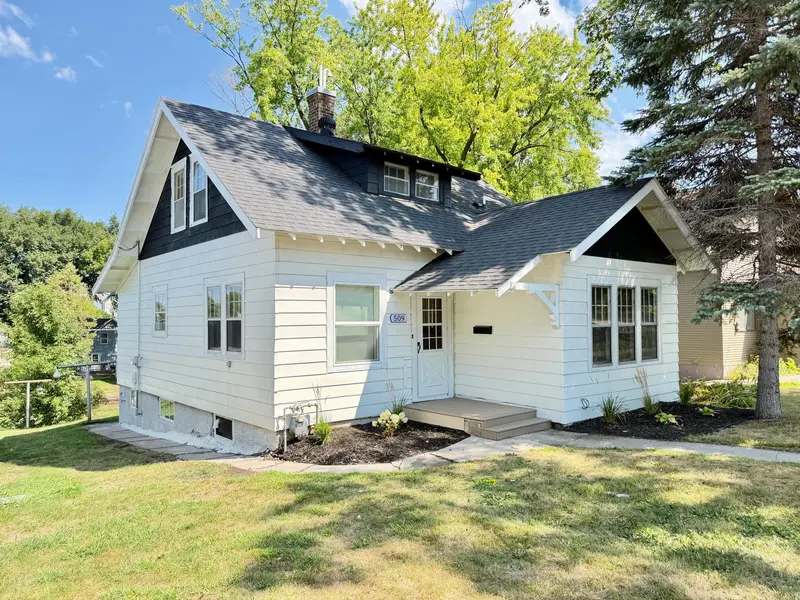 509 E Vernon AVE, Fergus Falls, MN 56537