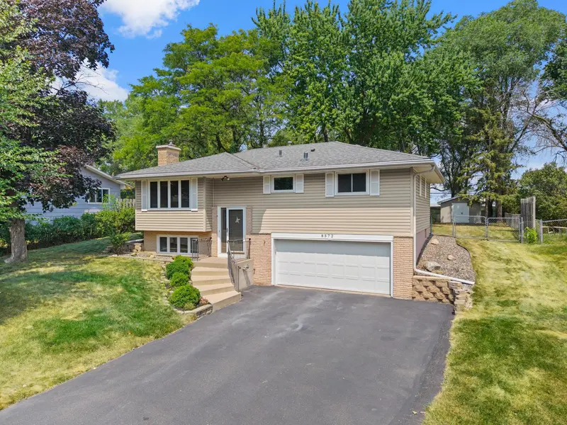 8372 50th AVE N, New Hope, MN 55428