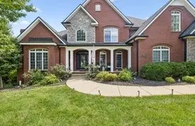 405 Lake Pointe Dr, Clarksville, TN 37043