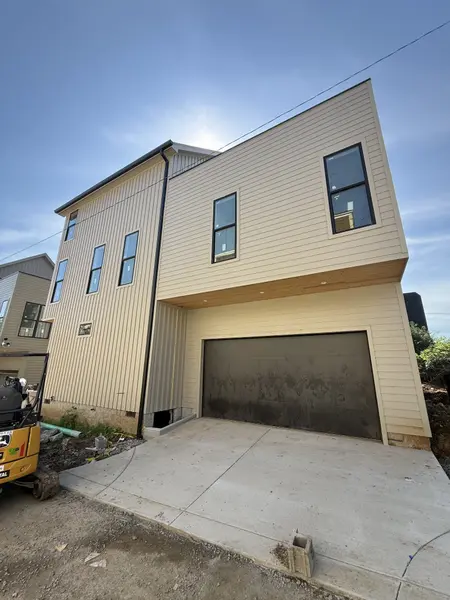 108B N 9th St, Nashville, TN 37206