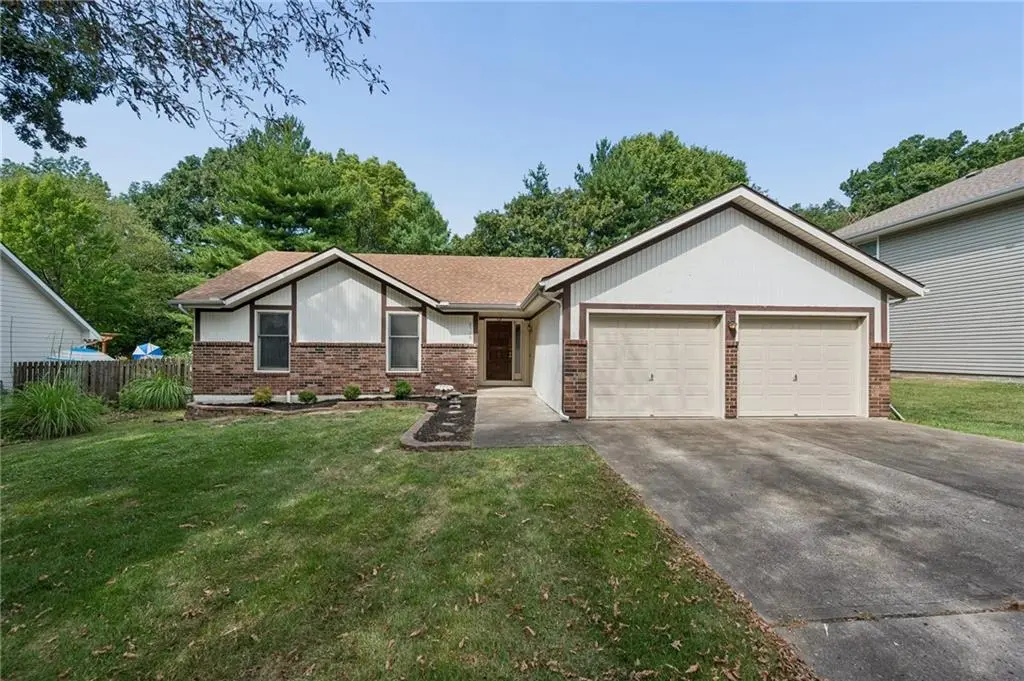8520 N Campbell ST, Kansas City, MO 64155