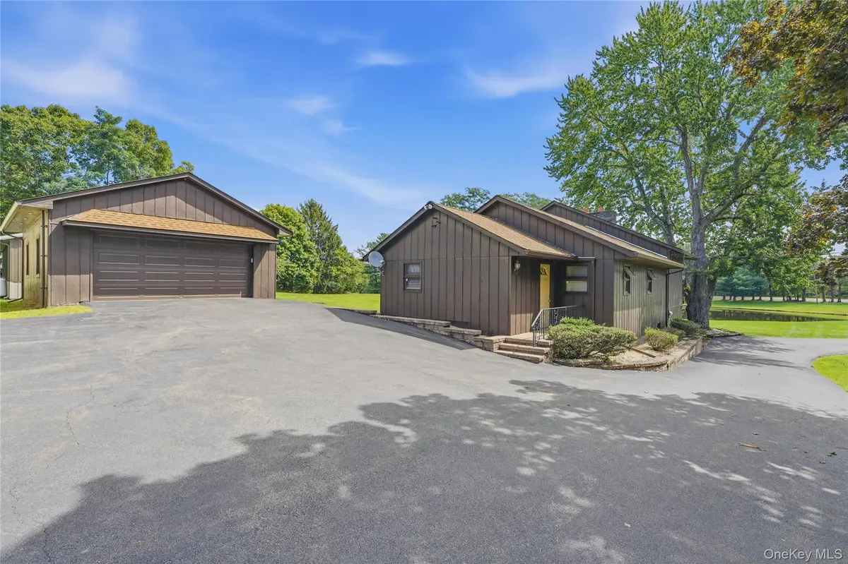 334 Plattekill RD, Marlboro, NY 12542