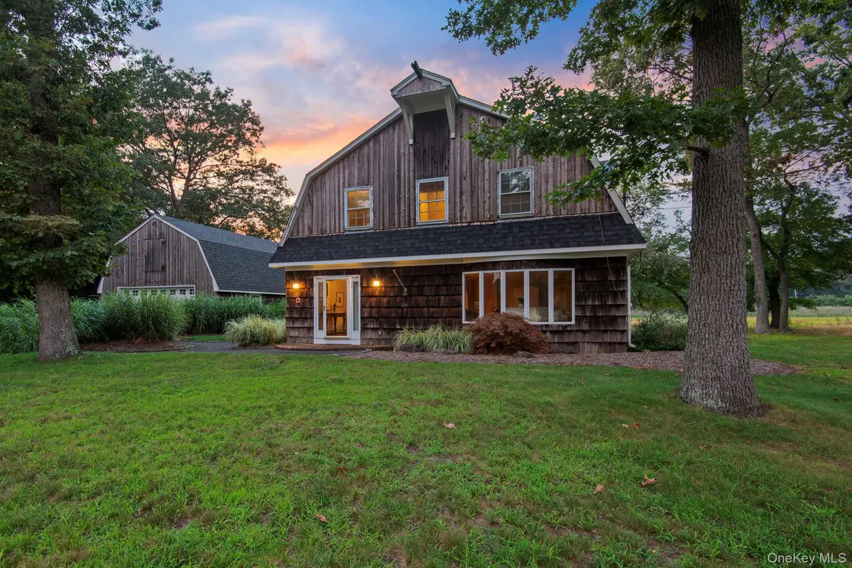 1 Lake DR, Middle Island, NY 11953