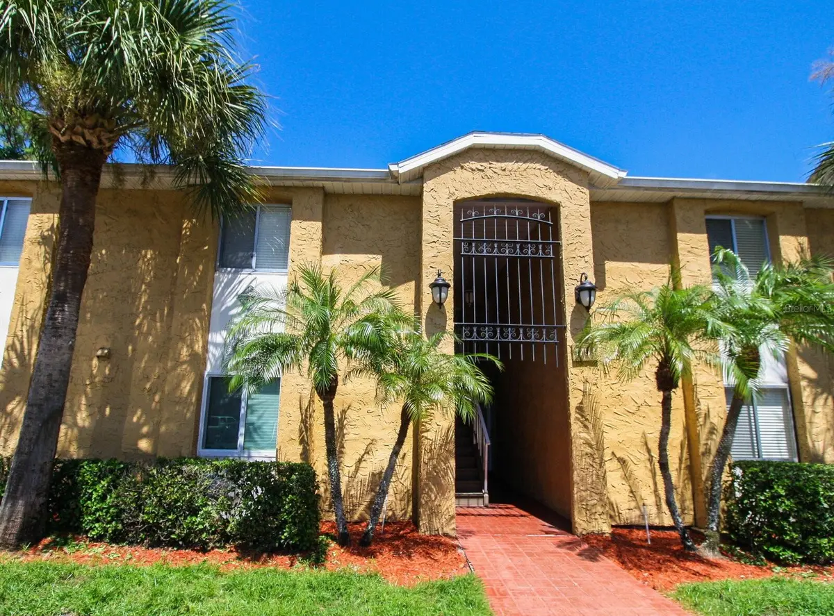 1753 PARAKEET WAY #605, Sarasota, FL 34232