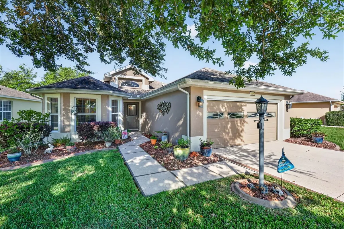 5401 AURORA DR, Leesburg, FL 34748