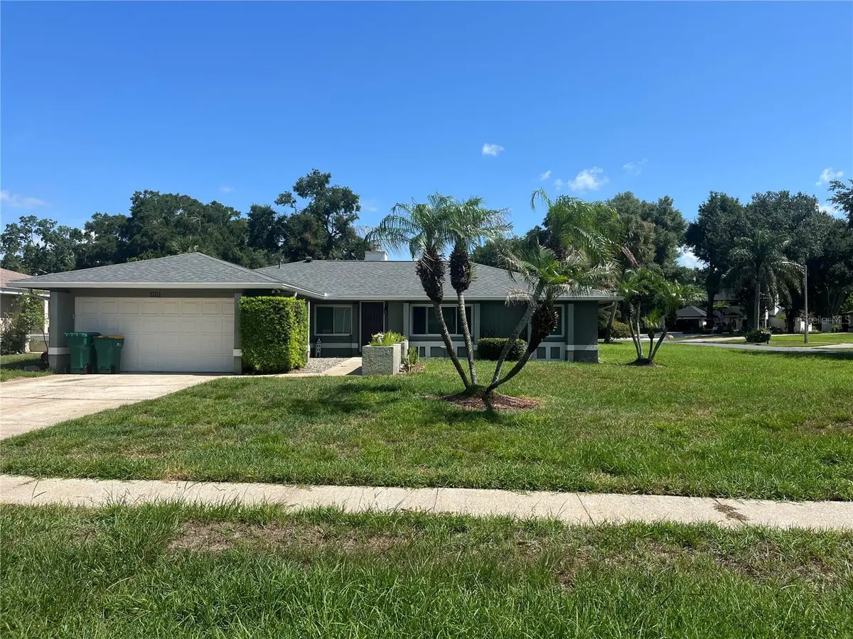 3101 VILLAGE LN, Mount Dora, FL 32757