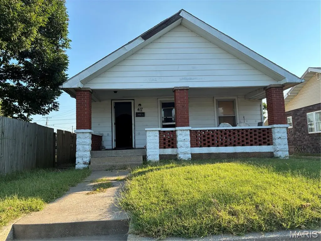 417 E Saint Louis AVE, East Alton, IL 62024