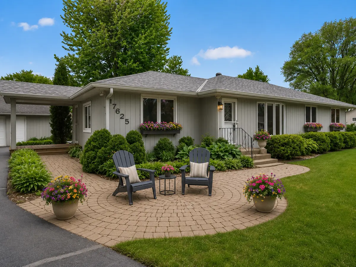 17625 13th AVE N, Plymouth, MN 55447
