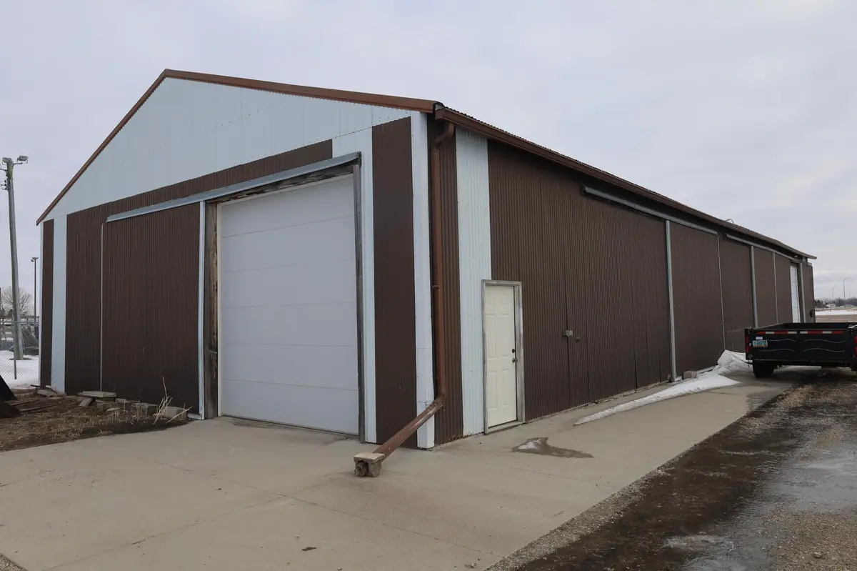 2091 15 Th ST N, Wahpeton, ND 58075