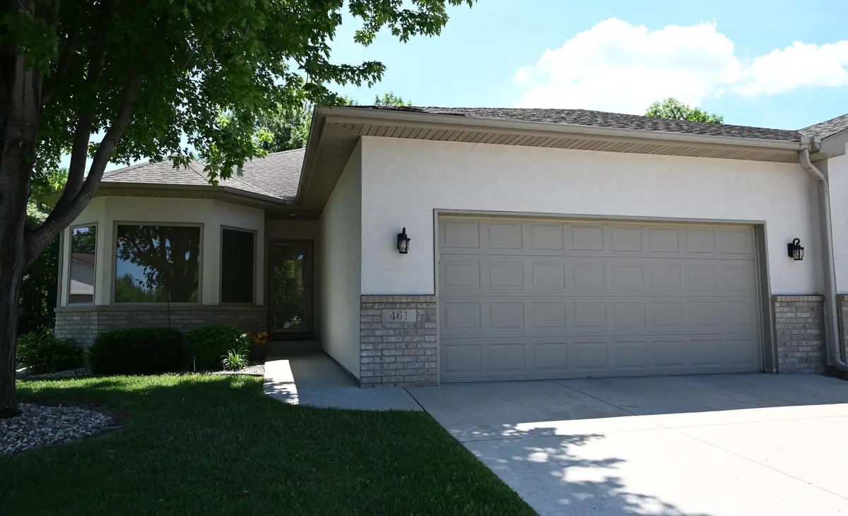 461 Roundhouse ST, Shakopee, MN 55379