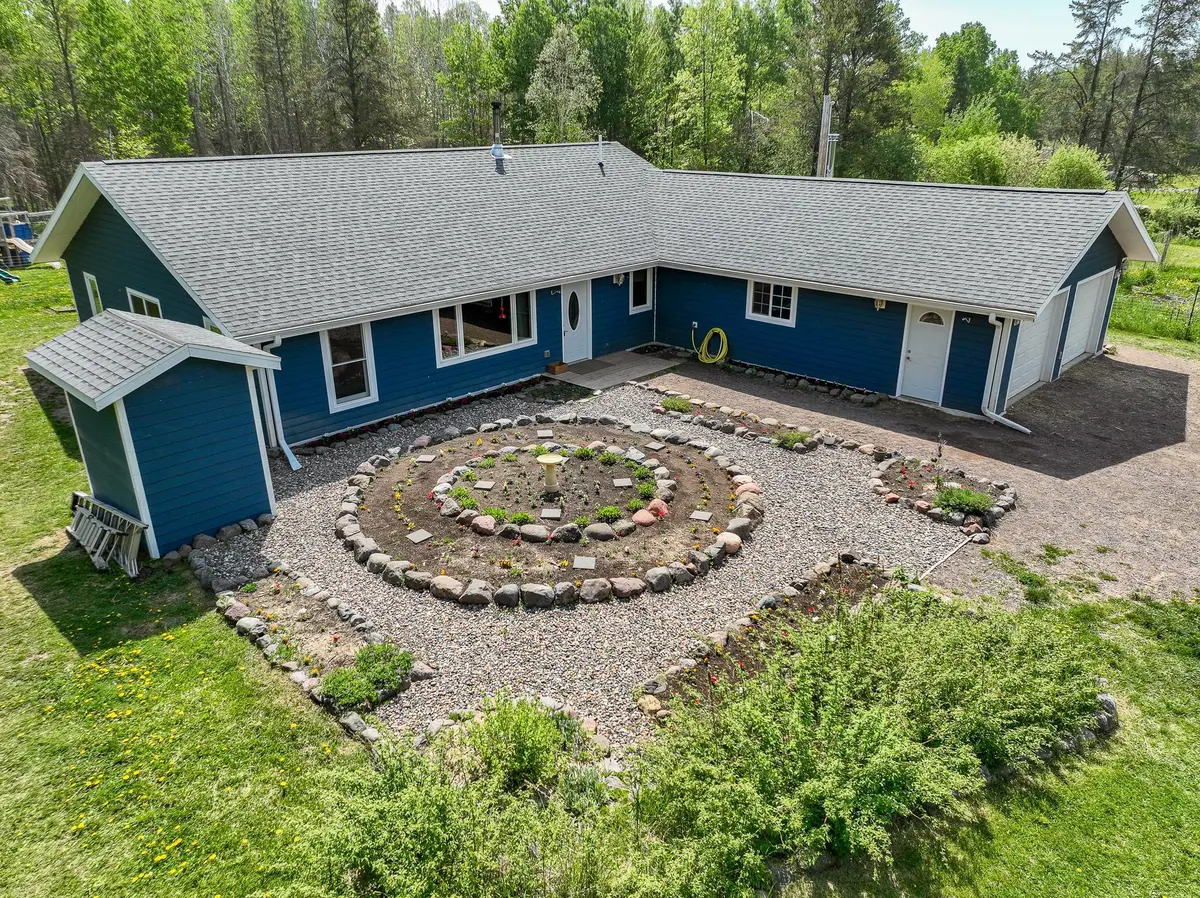 2060 Highway 2, Two Harbors, MN 55616