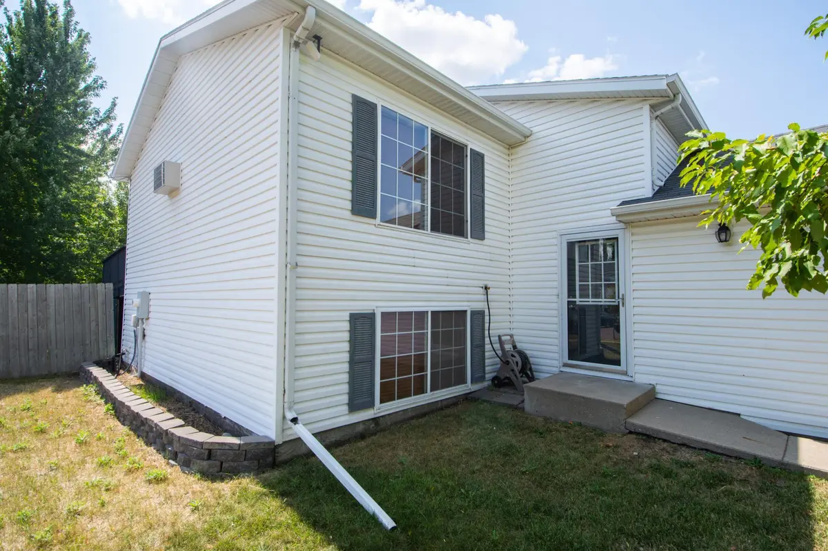 5118 7th LN S, Fargo, ND 58103