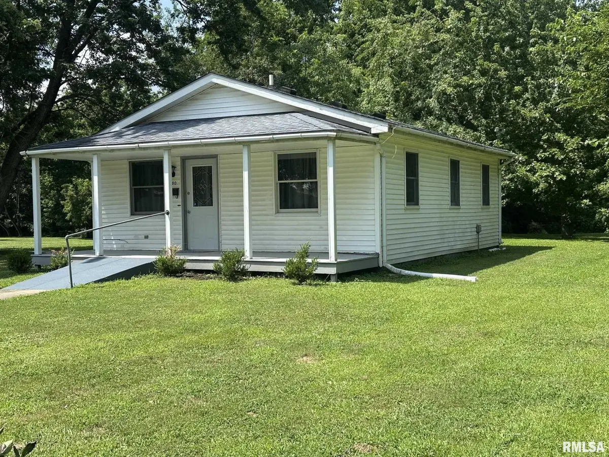 580 S SPRUCE ST, Nokomis, IL 62075