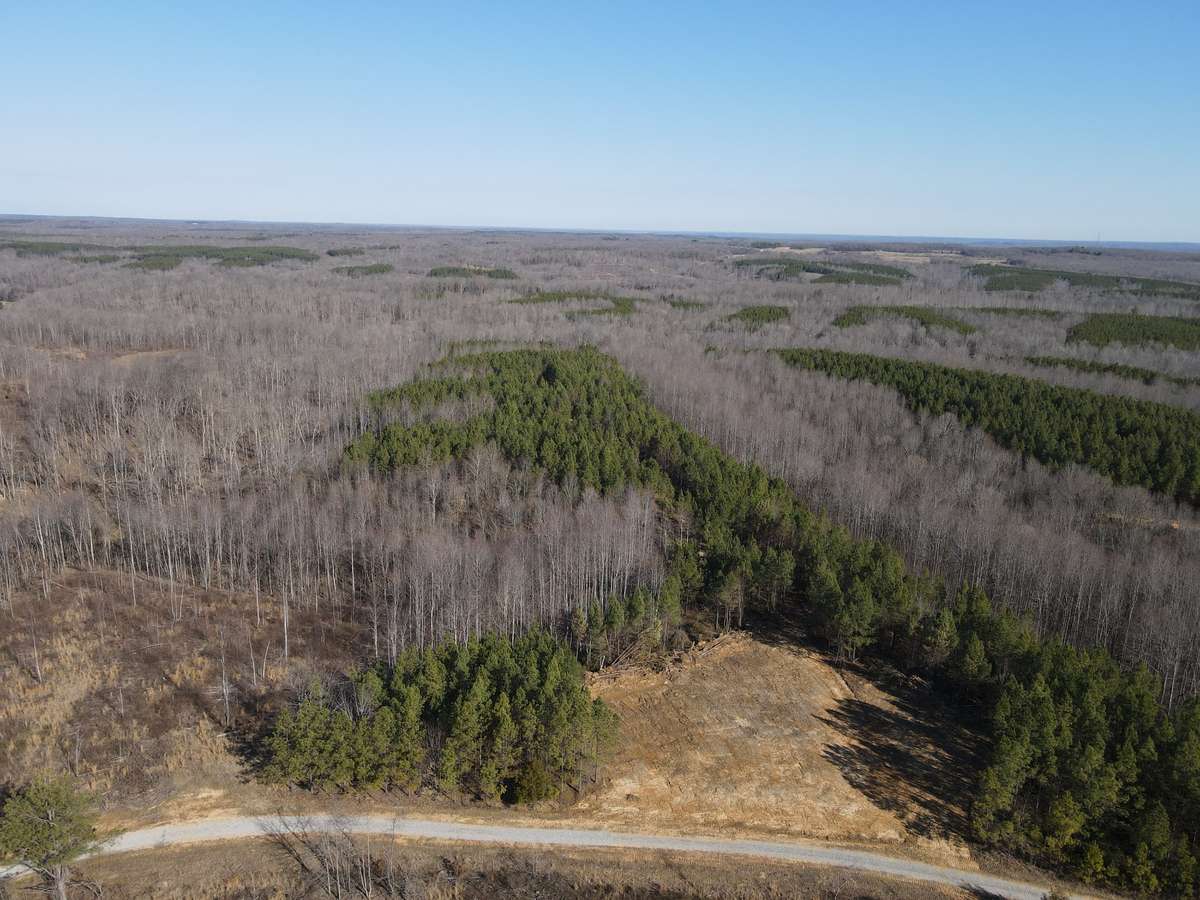 0 Hurricane Creek Road, Stewart, TN 37175