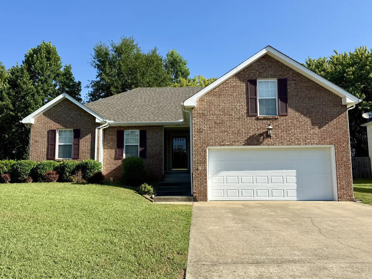 3427 Poplar Hill, Clarksville, TN 37043