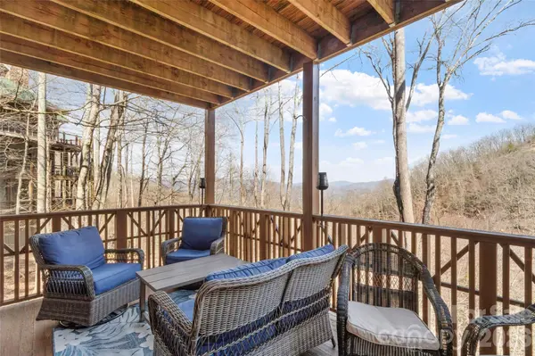 61 Creekside WAY #G-101, Burnsville, NC 28714