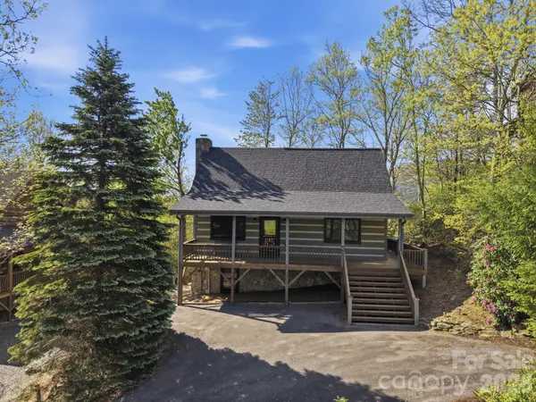 165 Little Boulder LN, Seven Devils, NC 28604