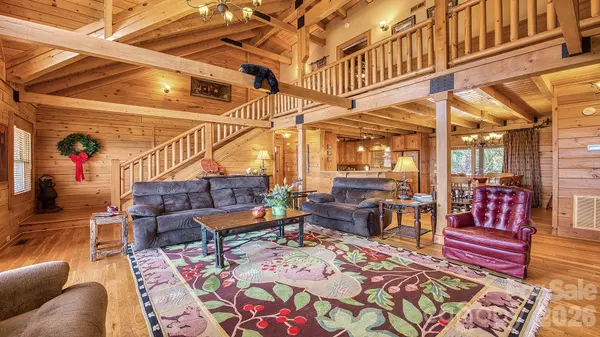 40 Adohi TRL, Maggie Valley, NC 28751