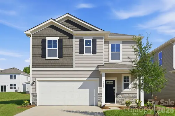 2942 31st ST NE, Hickory, NC 28601