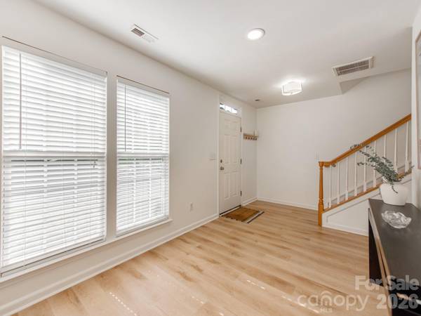 12117 Harrison Steel DR, Charlotte, NC 28277