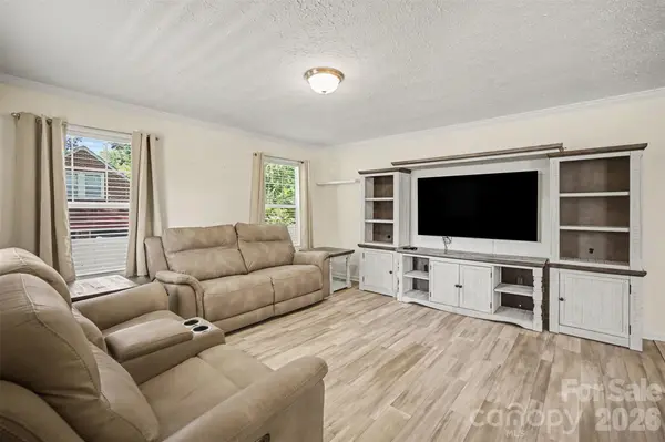 106 Beam ST, Lawndale, NC 28090