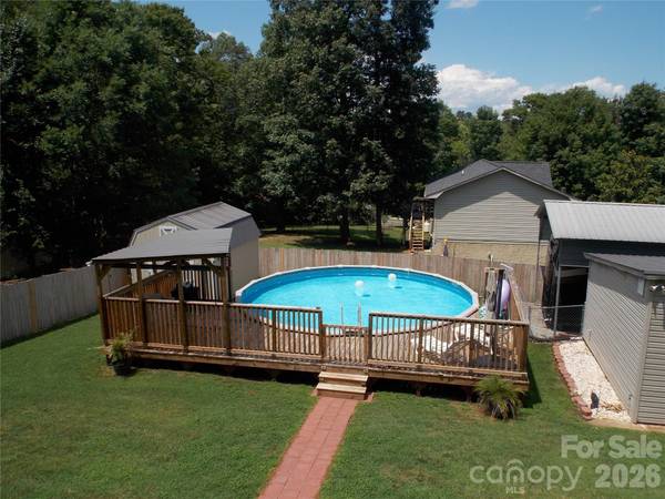 4249 Beach RD, Hudson, NC 28638
