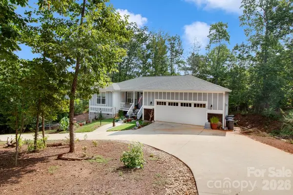 243 Dublin LN, Columbus, NC 28722