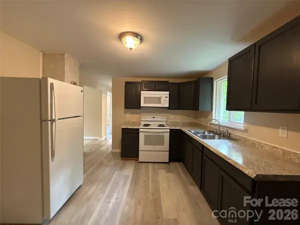 2700 Capitol DR #2, Charlotte, NC 28208