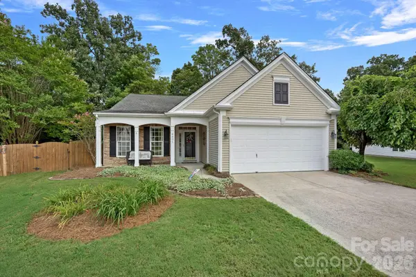 6601 Warbler Wood CT, Charlotte, NC 28269