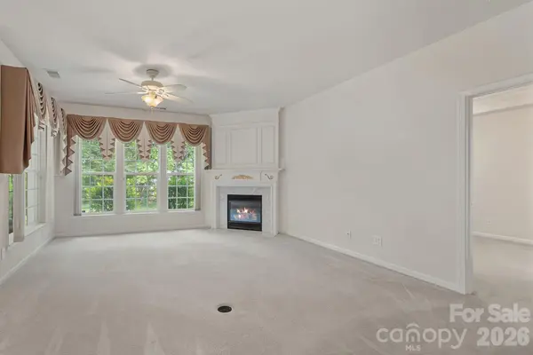6601 Warbler Wood CT, Charlotte, NC 28269