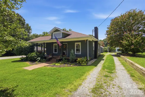 101 Sunset DR, Stanley, NC 28164