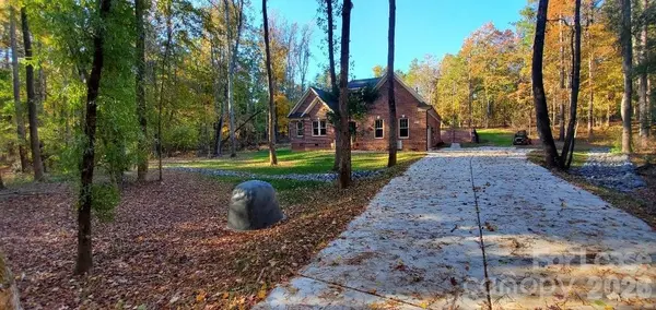 550 Cottonfield CIR, Waxhaw, NC 28173