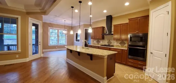 550 Cottonfield CIR, Waxhaw, NC 28173