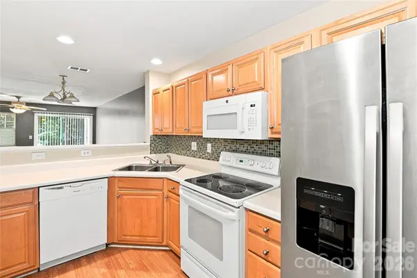 10728 Holly Ridge BLVD, Charlotte, NC 28216