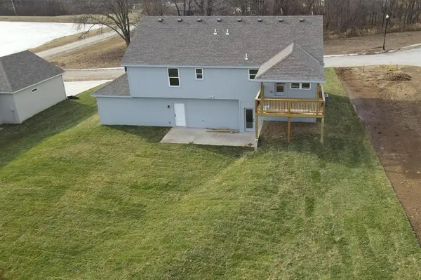 103 Sally CIR, Dearborn, MO 64439