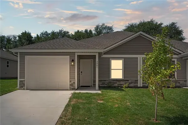 3820 NW 93rd ST, Kansas City, MO 64154