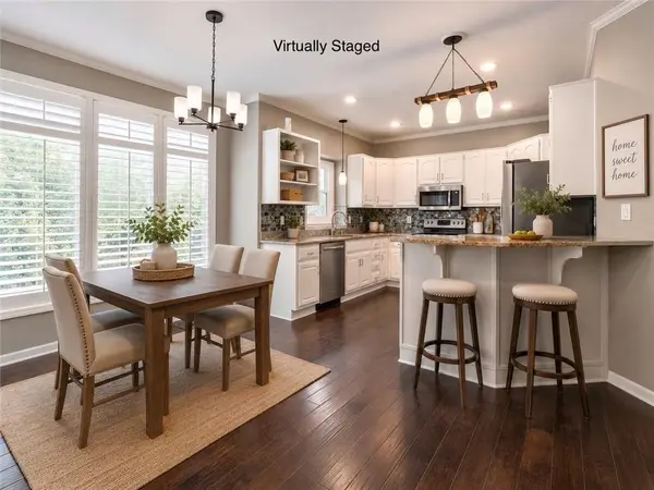 8910 W 132nd TER, Overland Park, KS 66213