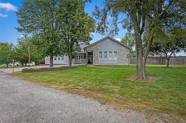 8500 E 116 HWY, Lathrop, MO 64465