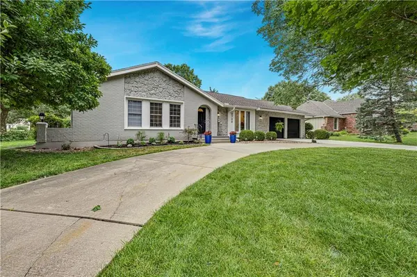12730 Overbrook RD, Leawood, KS 66209