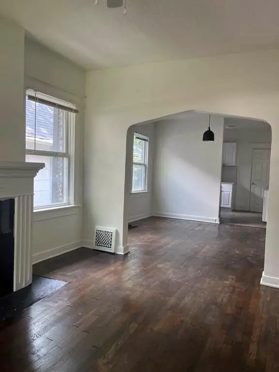 4514 Olive AVE, Kansas City, MO 64130