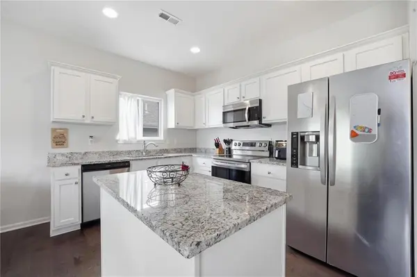 7720 NW 123rd TER, Kansas City, MO 64163