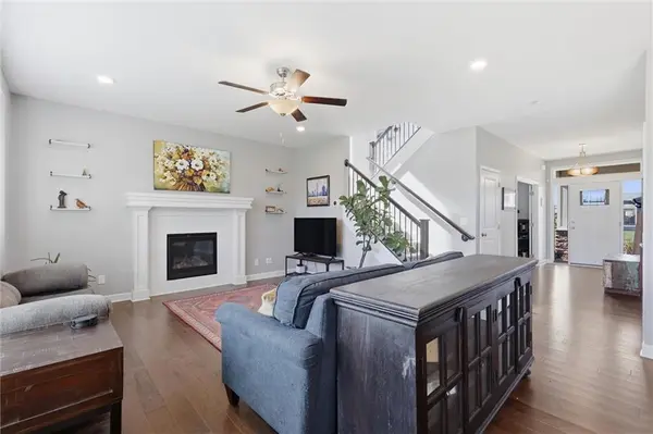 18910 W 189th ST, Spring Hill, KS 66083