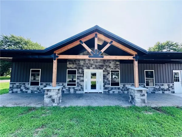 202 N Hayes ST, Garnett, KS 66032