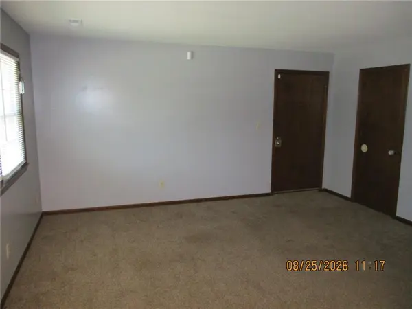 120 EMILE ST #D, Lansing, KS 66043