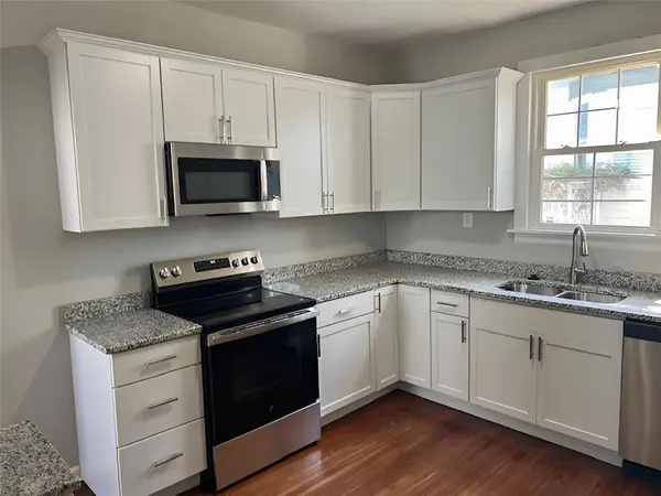 120 N 17th ST, Lexington, MO 64067