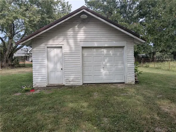 12291 Hume ST, Hume, MO 64752