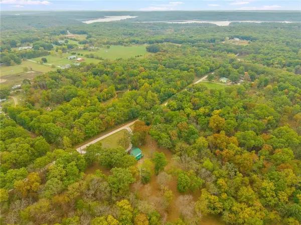 471 SE 1131 RD, Clinton, MO 64735