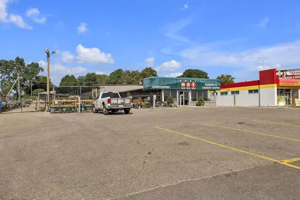 2424 N Belt HWY, St Joseph, MO 64506