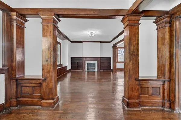 3304 W COLEMAN RD, Kansas City, MO 64111
