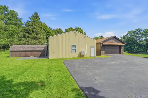 334 Plattekill RD, Marlboro, NY 12542
